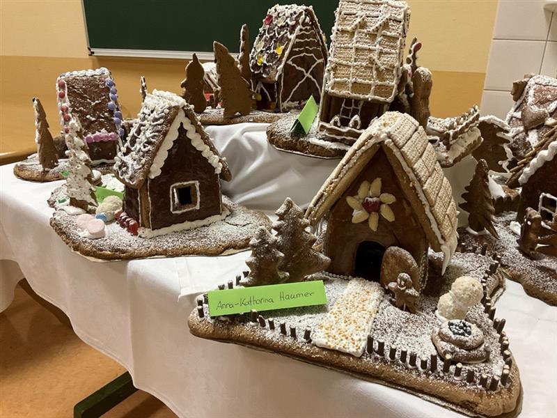 Lebkuchenhäuser 2024