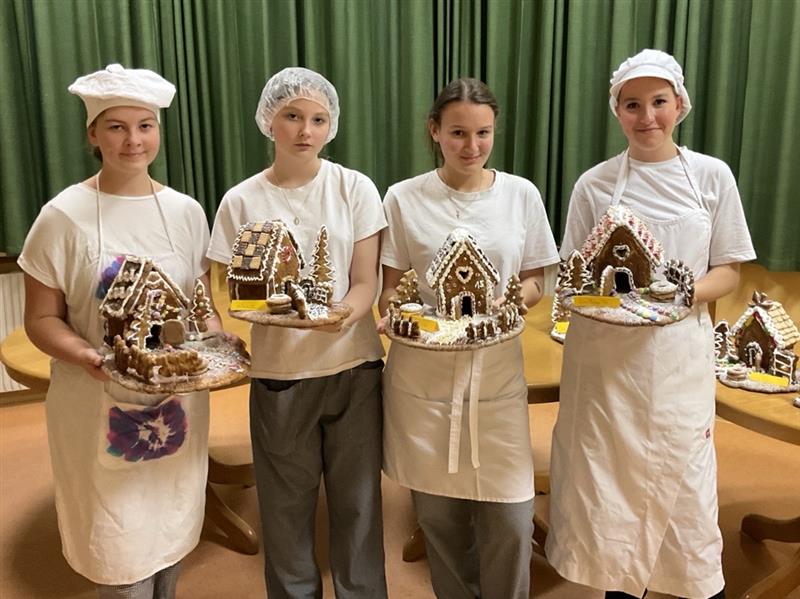 Lebkuchenhäuser 2024